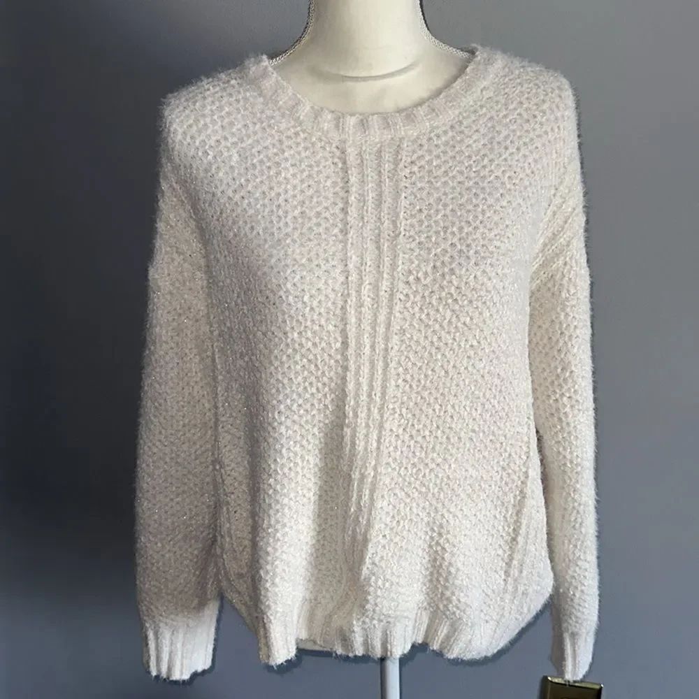 Hem & Thread Sweater and Scarf Set! - Picture 5 of 10